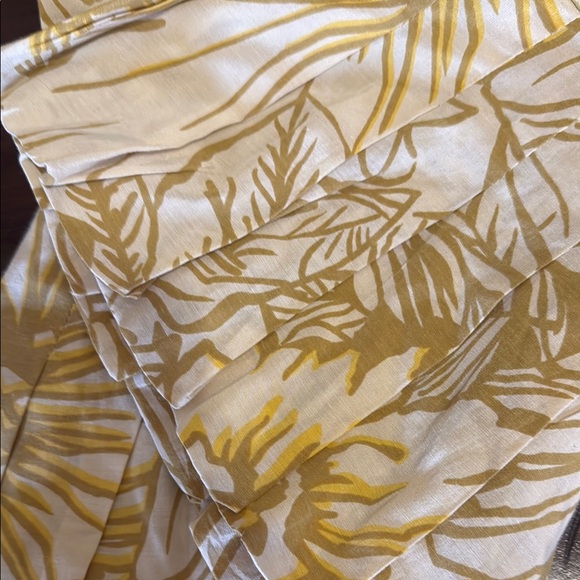 Tracy Reese Cream Peplum Sleeveless Blouse - Picture 5 of 6